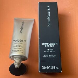 Bareminerals completion rescue buttercup cream 03